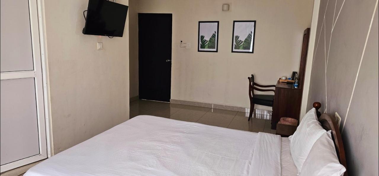 The Lion Pub & Hotel Dehiwala-Mount Lavinia Εξωτερικό φωτογραφία