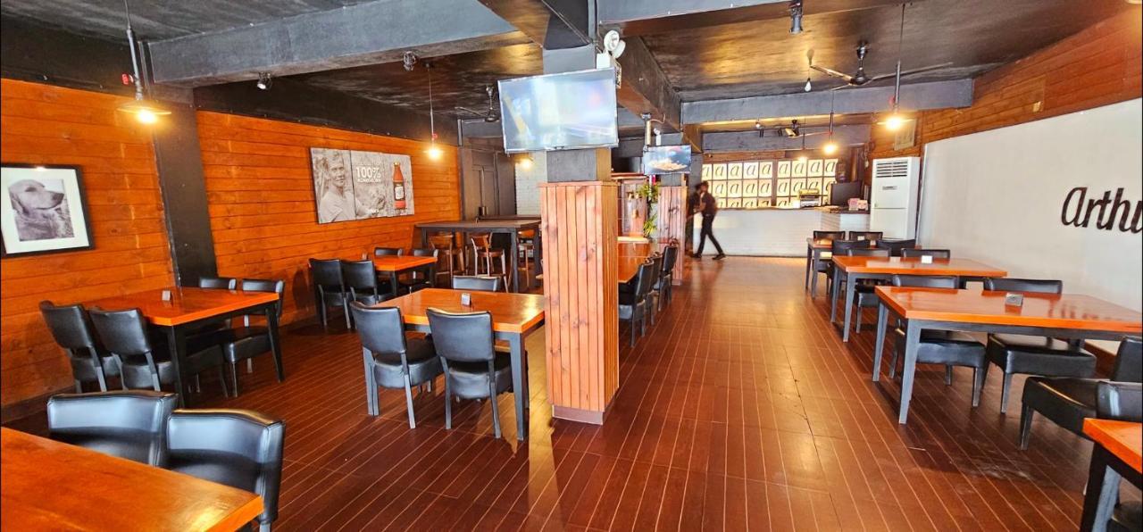 The Lion Pub & Hotel Dehiwala-Mount Lavinia Εξωτερικό φωτογραφία